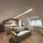 Casa Manzoni - Larihome A84 Apartamento Gravedona