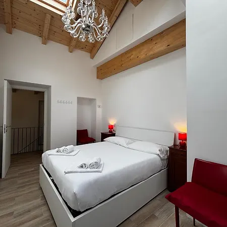Casa Manzoni - Larihome A84 Lägenhet Gravedona