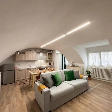 Casa Manzoni - Larihome A84