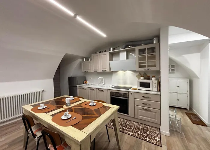 Casa Manzoni - Larihome A84 * Gravedona