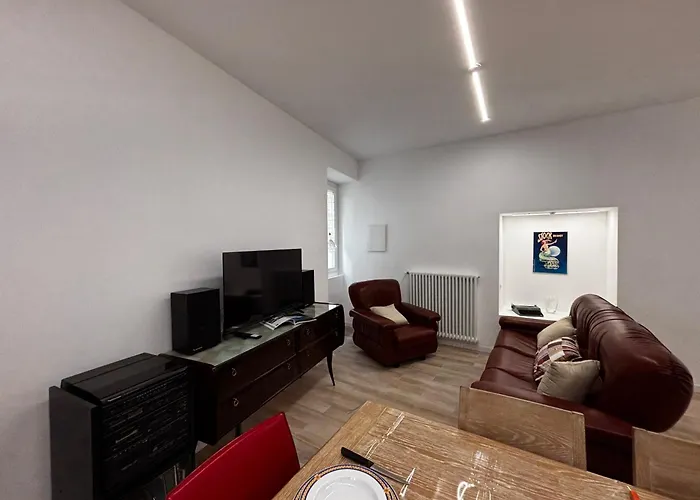 Appartement Casa Manzoni - Larihome A84 *