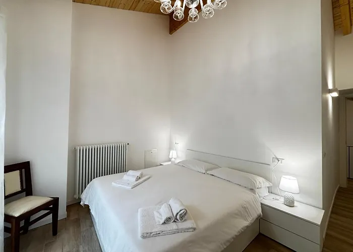 Casa Manzoni - Larihome A84 *