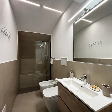 Casa Manzoni - Larihome A84