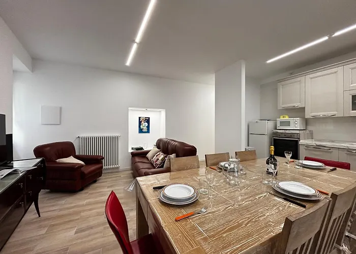 Appartamento Casa Manzoni - Larihome A84 *