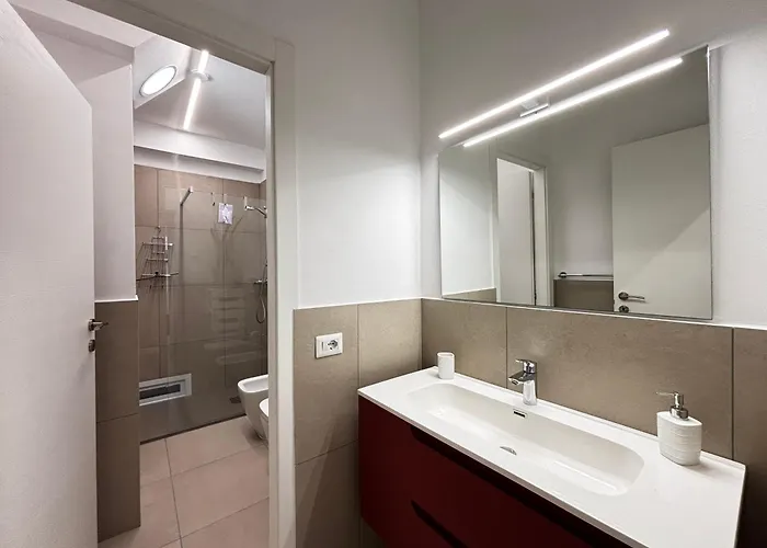 Appartamento Casa Manzoni - Larihome A84