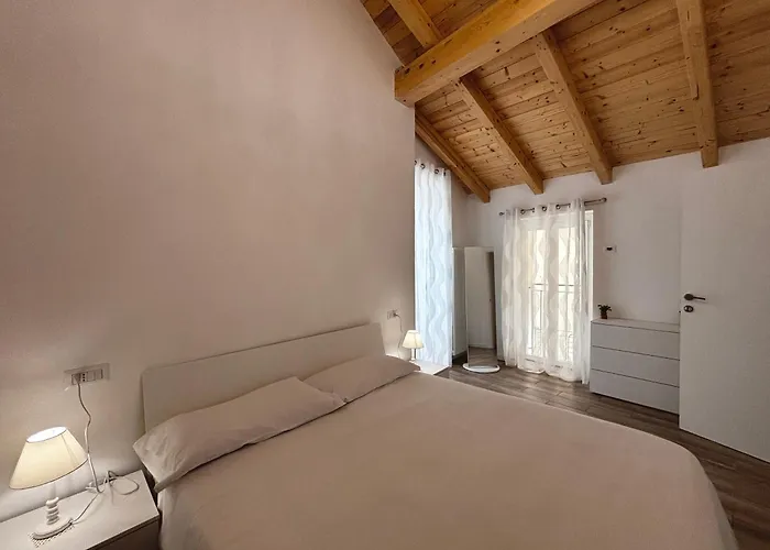 Casa Manzoni - Larihome A84 Appartamento *