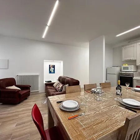 Daire Casa Manzoni - Larihome A84 *