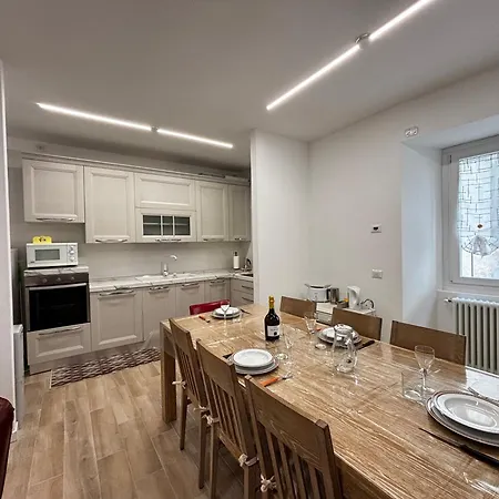 Casa Manzoni - Larihome A84 غْرافيدونا